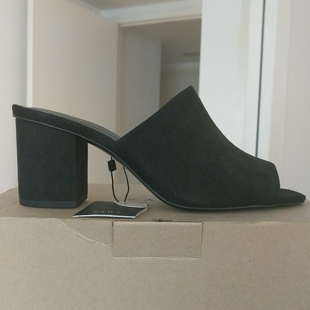 Zara Chunky Black Mule - USA 9